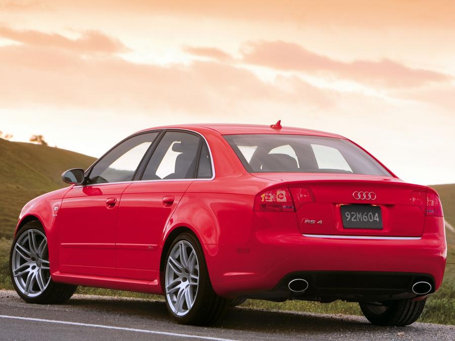  Audi RS4 Sedan (B7, 8E) 2005 года  (NA) (фото 13 из 15)
